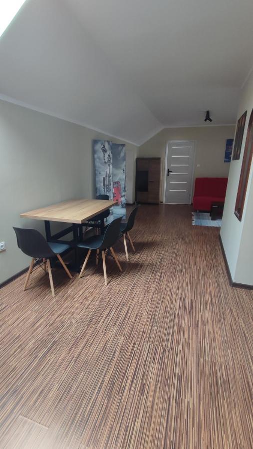 Poddasze Kamienica Wloclawek Centrum Luaran gambar
